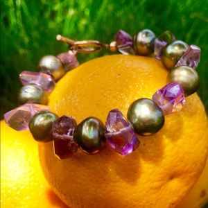 Lady Daisy green pearl & amethyst bracelet